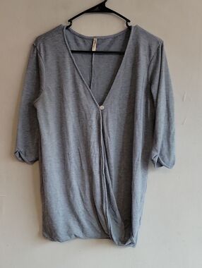 Women's large Motherbee Maternity & nursing light blue wrap sweater